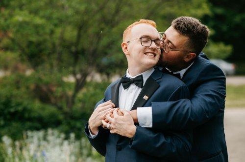 mobile - carousel-hero-element image-0