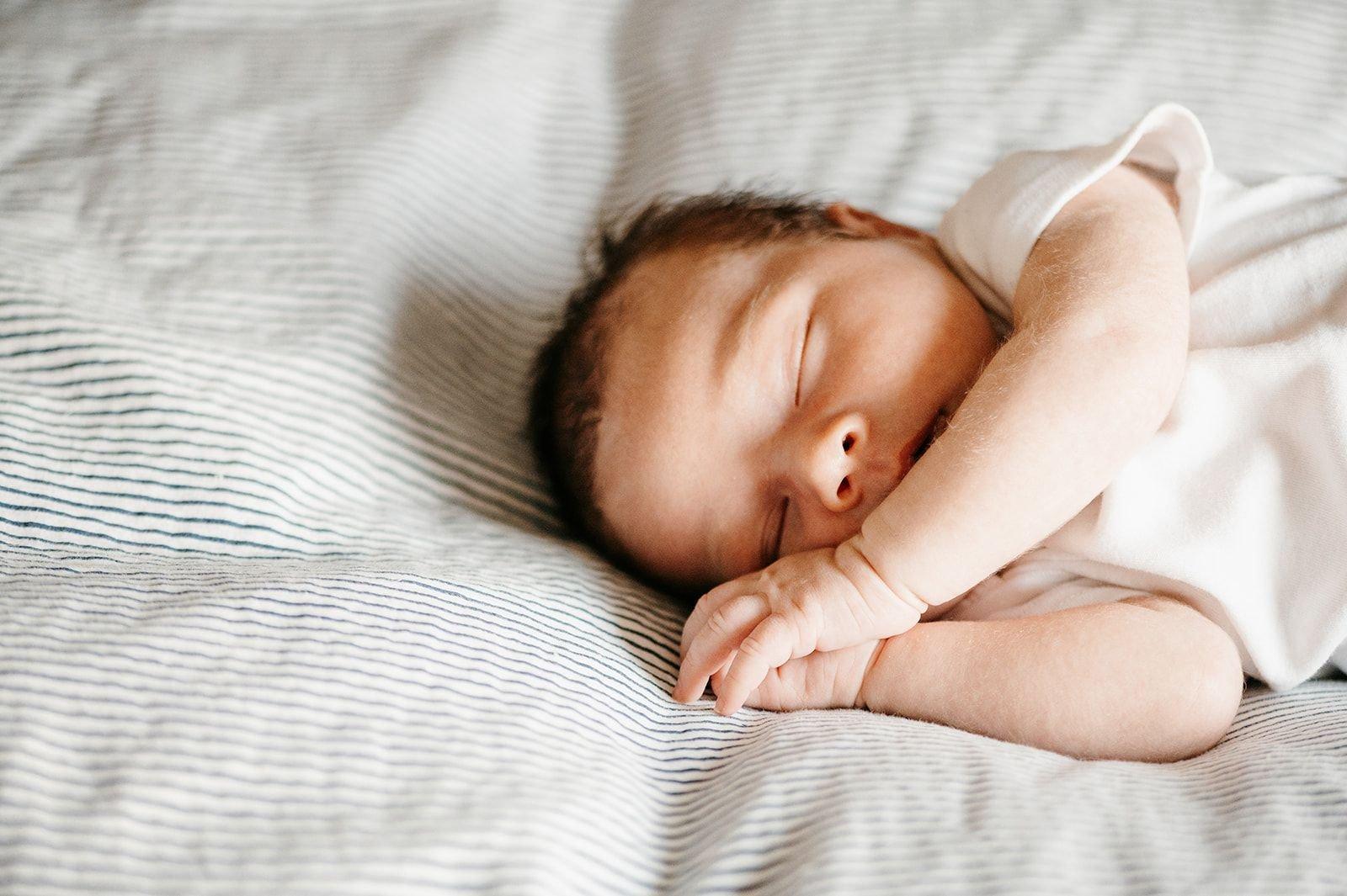 carousel-hero-element image-7